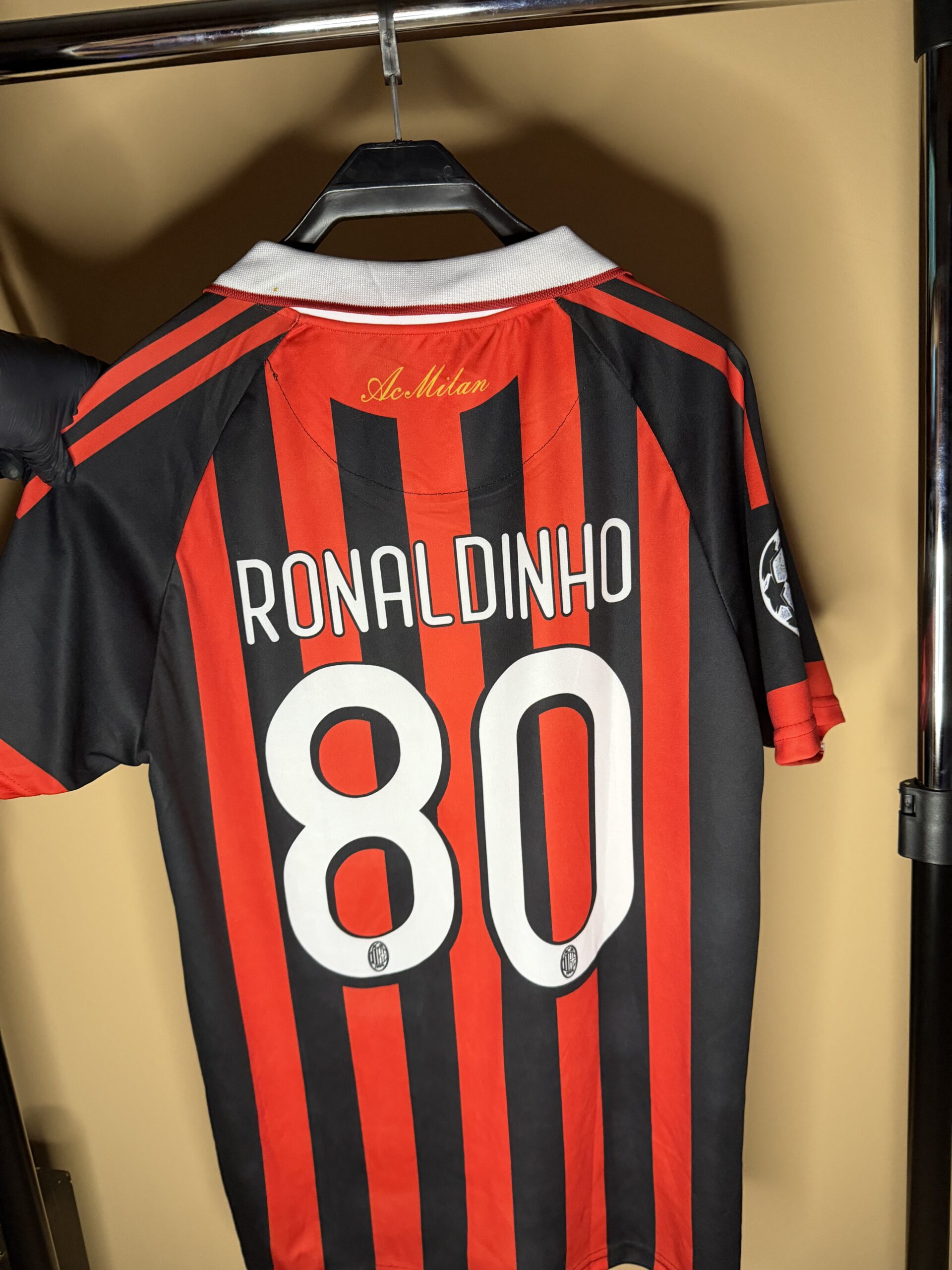 Ronaldinho Milan Retro - Image 2