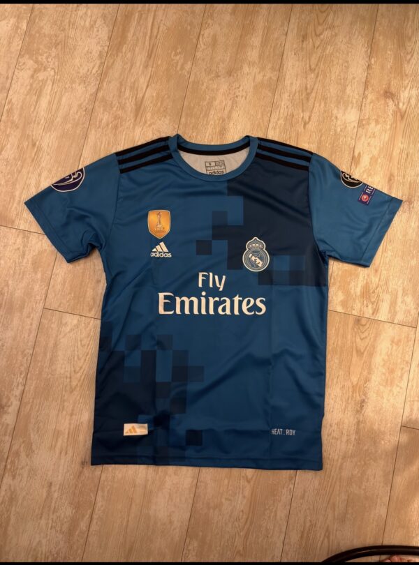 Ronaldo Real Madrid 2018 Retro