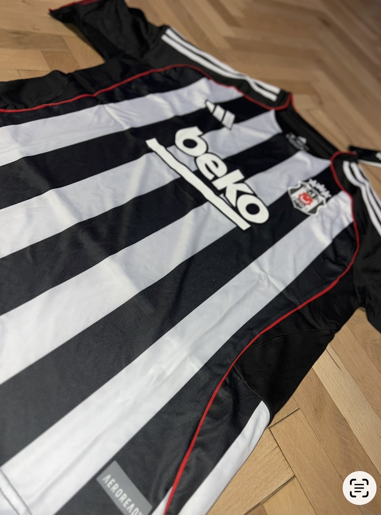 Besiktas Home Jersey 25/26 | Премиум Серия - Image 3